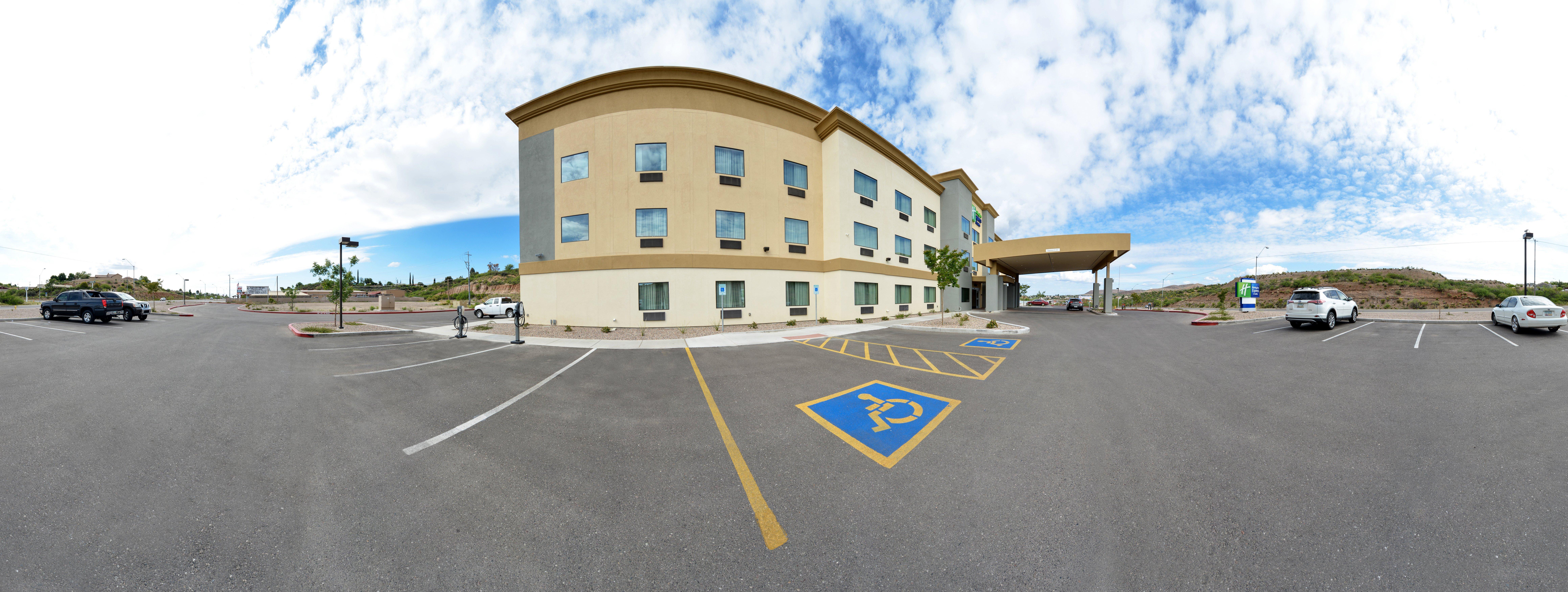 Holiday Inn Express & Suites Globe By Ihg Bagian luar foto